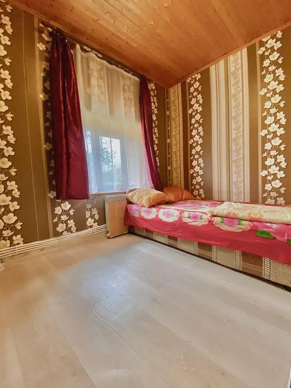 Коттедж Коттедж с сауной и бассейном — Коммунар