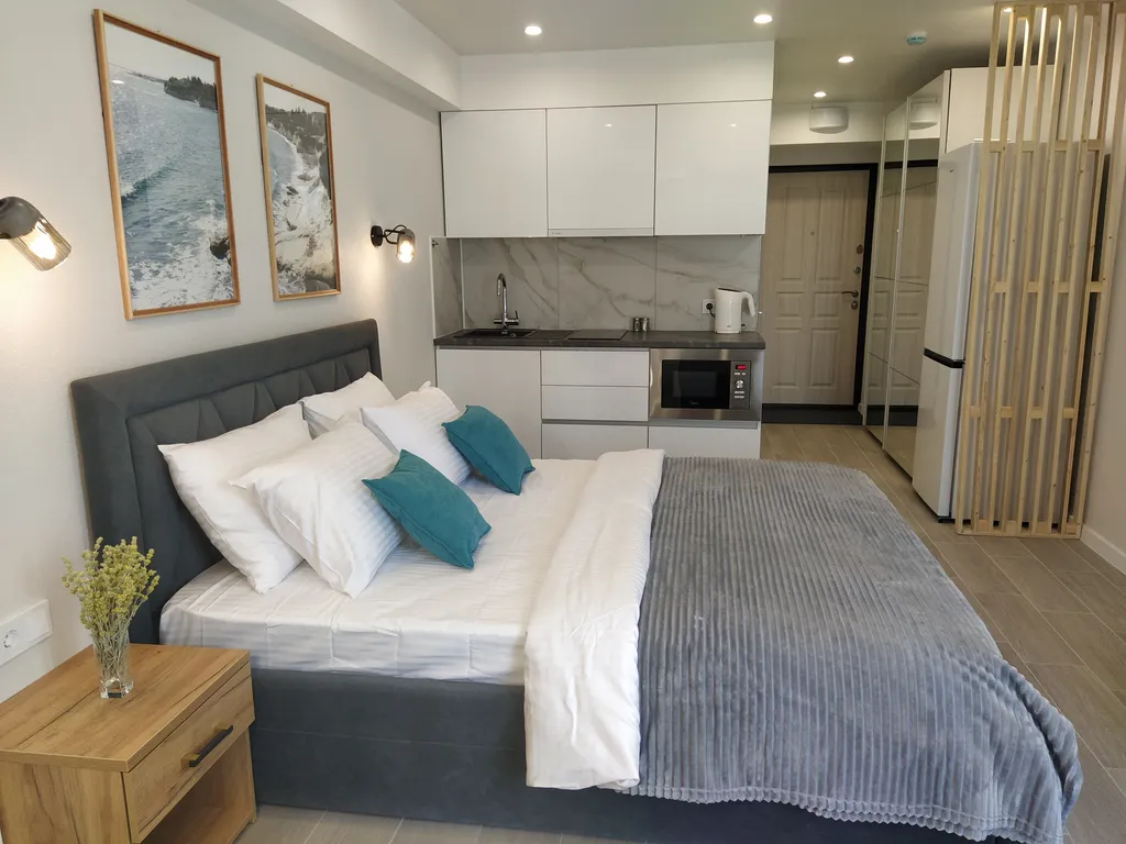 Квартира Апартаменты на берегу моря с бассейном — Севастополь