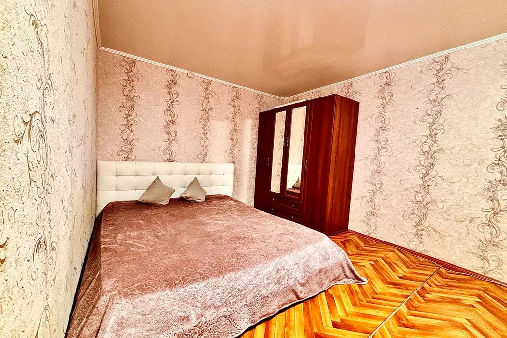 Квартира у жд вокзала — аренда посуточно в Нижневартовск