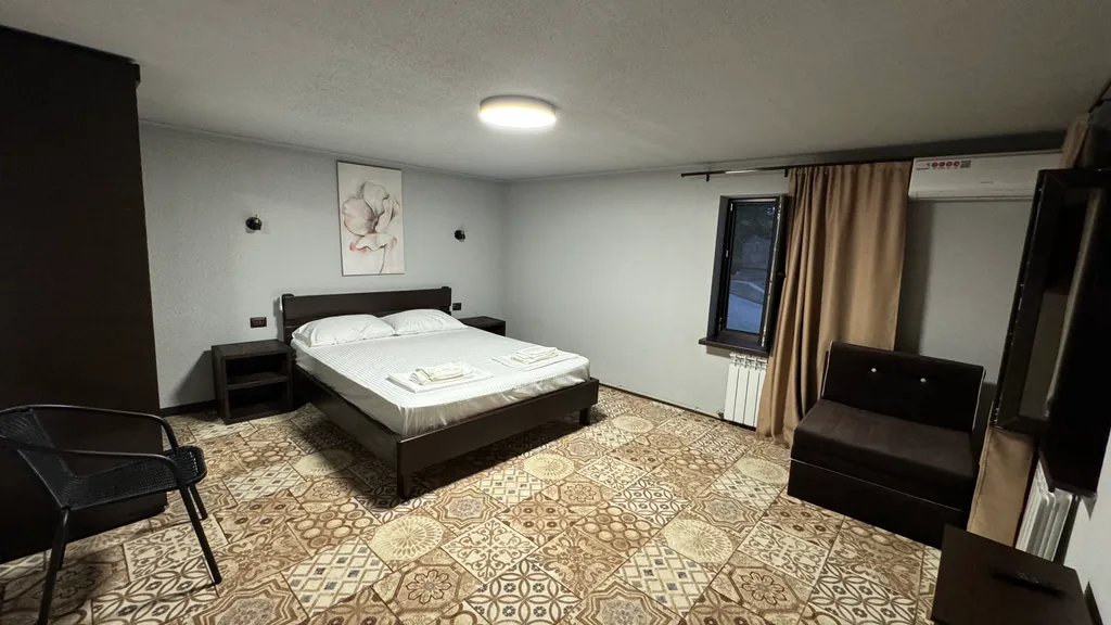 4-комнатный Дом