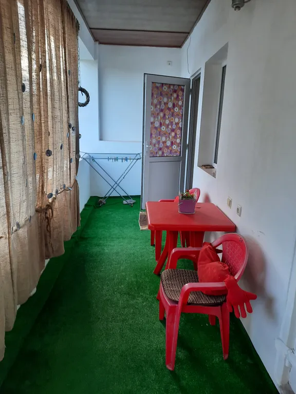 Счастливый дворик