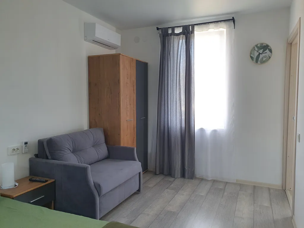 «Апартаменты с видом на море»