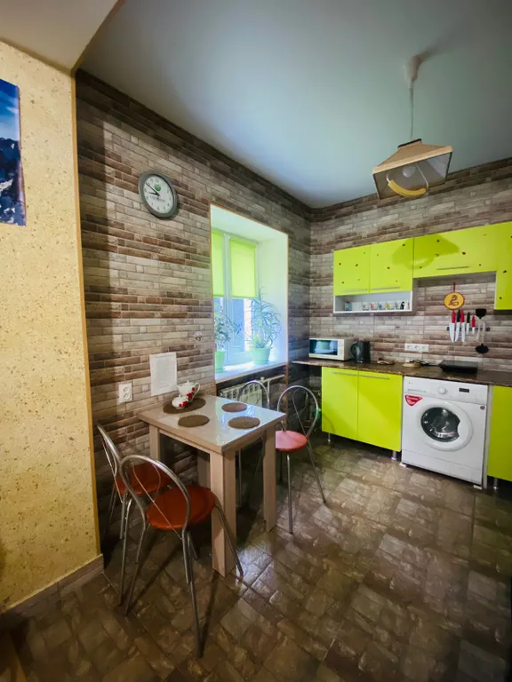 Квартира с прекрасным видом на горнолыжный склон горы Мусса-Ачитара — аренда посуточно в Домбай