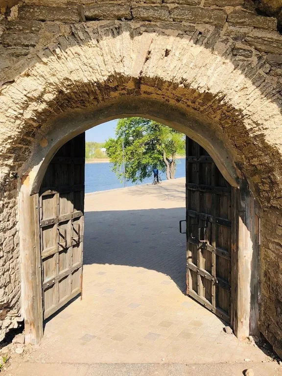 Квартира у Покровской башни