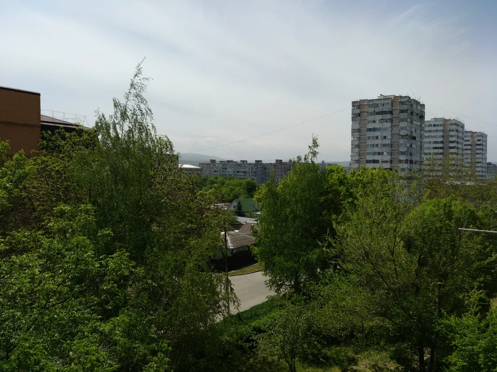 Современная трехкомнатная квартира в центре