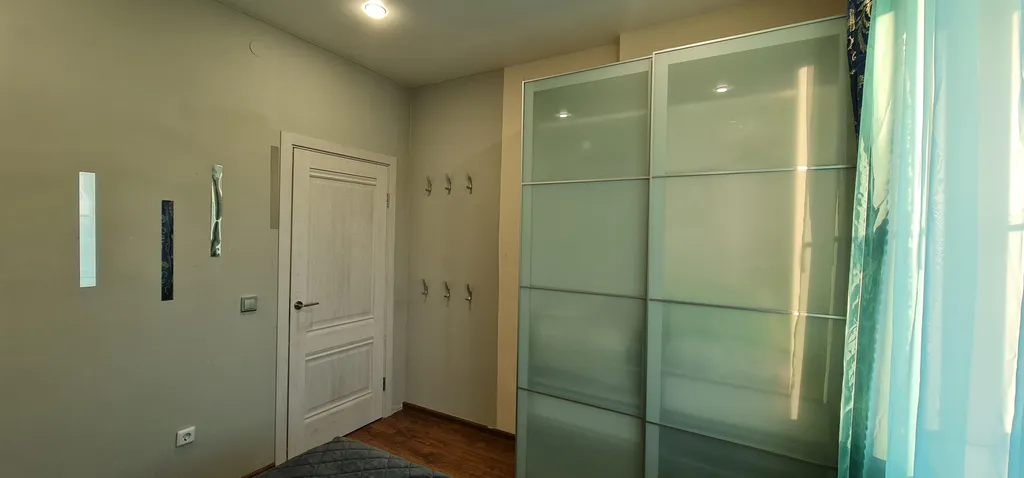 Уютная квартира с кондиционером и отдельной спальней