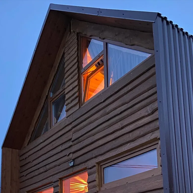 Уютный теплый дом