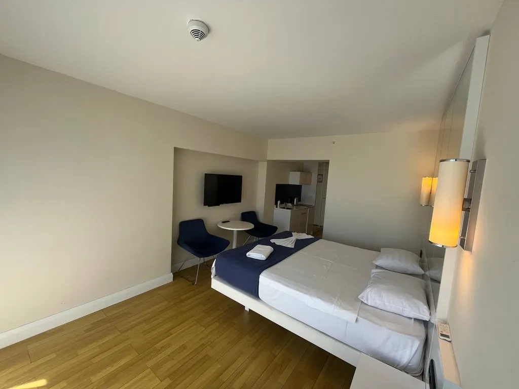 Квартира Квартира Апартамент у моря с шикарным видом в Апарт-Отеле Orbi City — Батуми