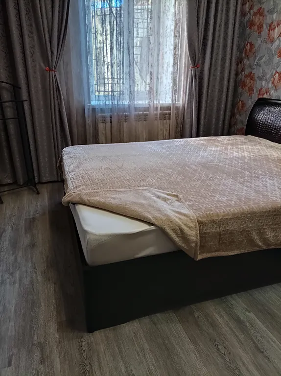 Квартира Уютная квартира с небольшой зеленой зоной отдыха — Евпатория