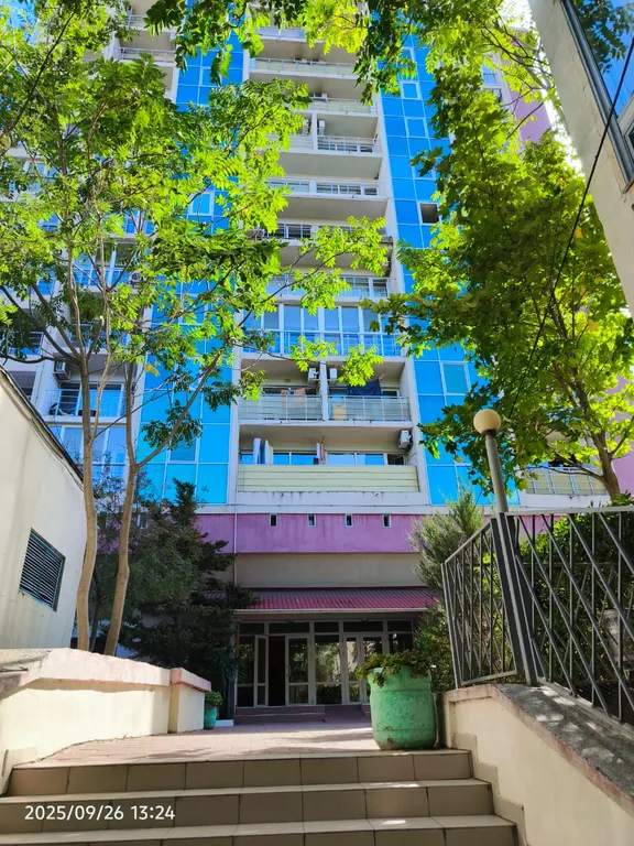 Светлая квартира с хорошим ремонтом в новом доме