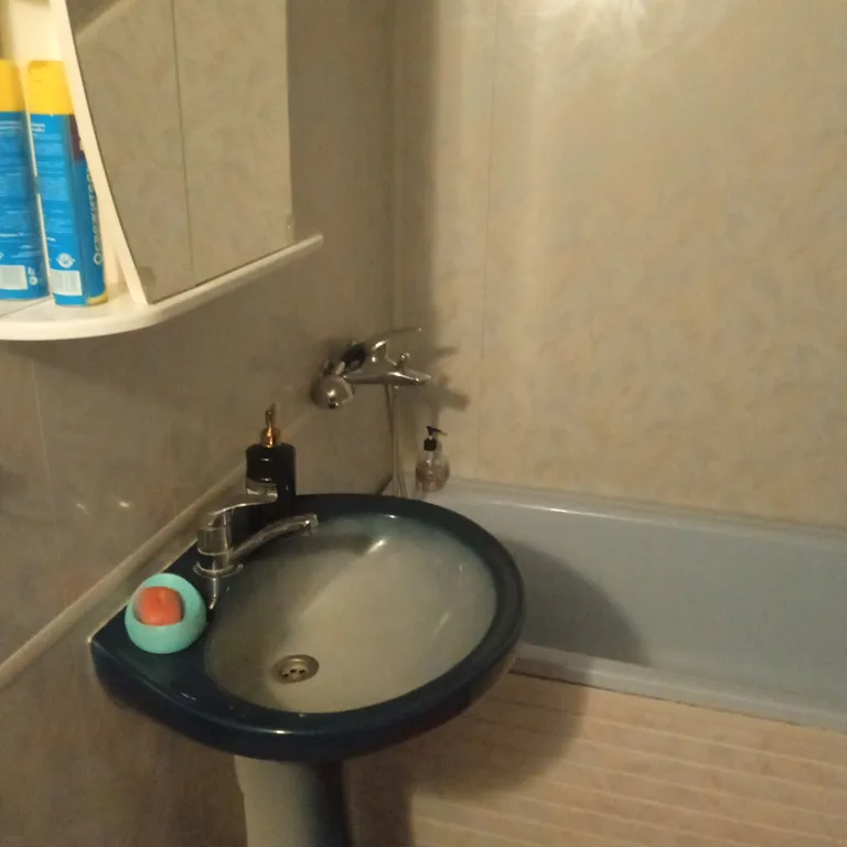 Комната отдельная в коттедже, интернет и связь всегда