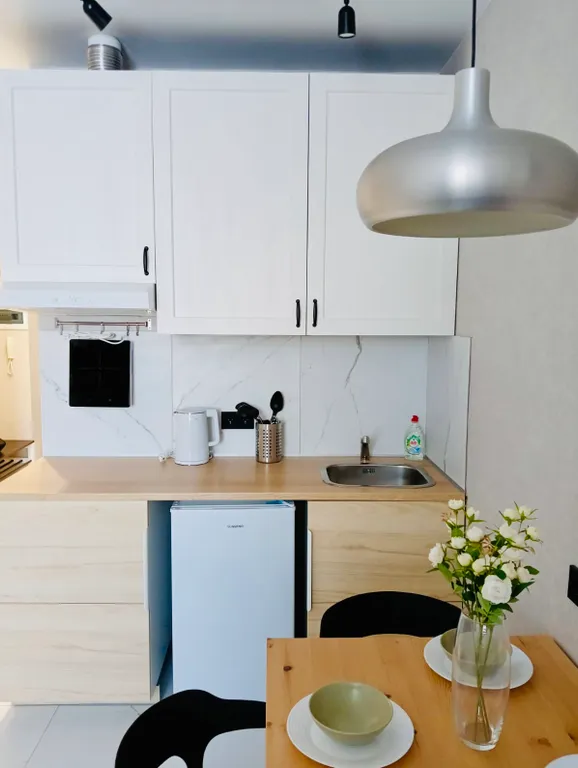 Студия УНИК АПАРТ на Молодежном на ФПК рядом Ледовой Ареной Груздева