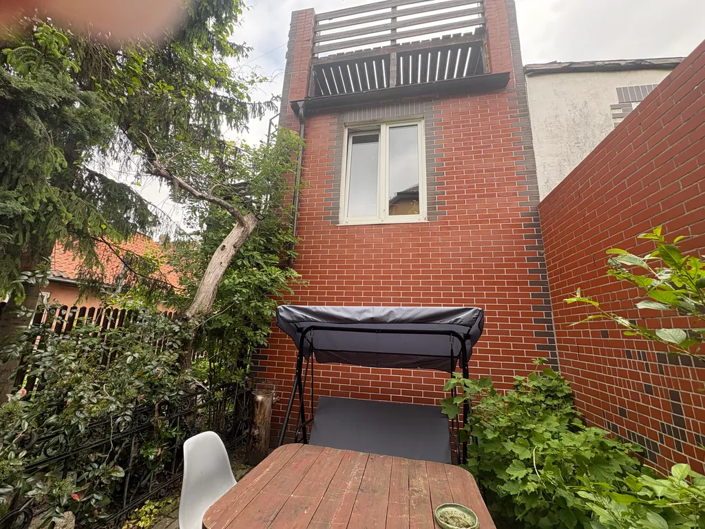 Коттедж Отдельный домик с террасой и зоной барбекю — Калининград