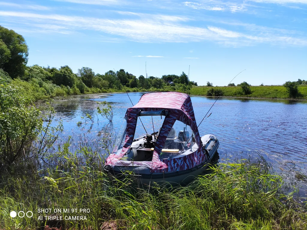 Домик-баня на берегу реки Псижа и выходом в озеро Ильмень