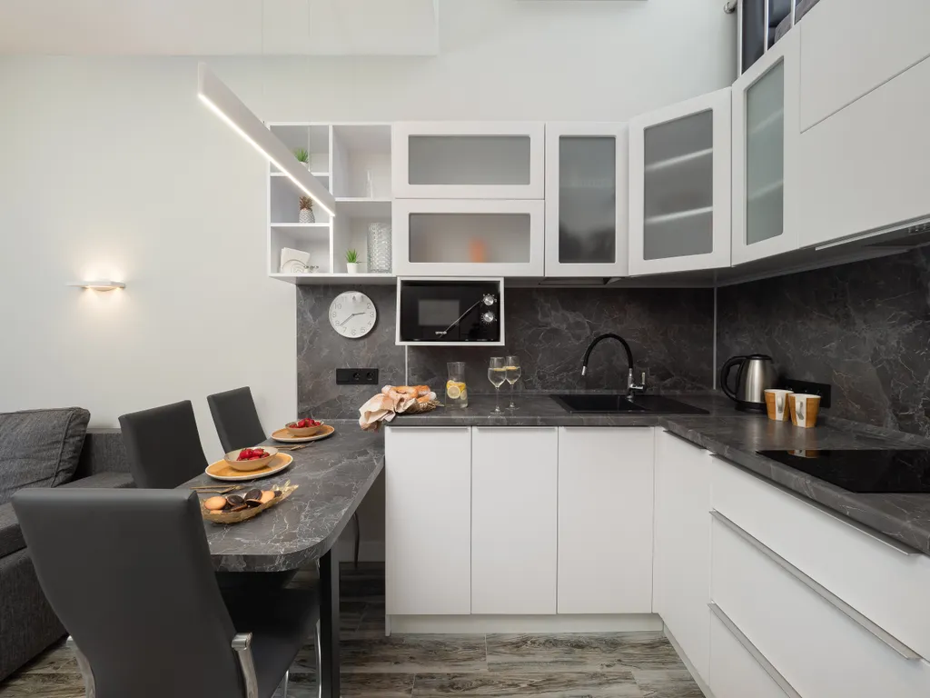 Мансардная студия в ЖК Резидент