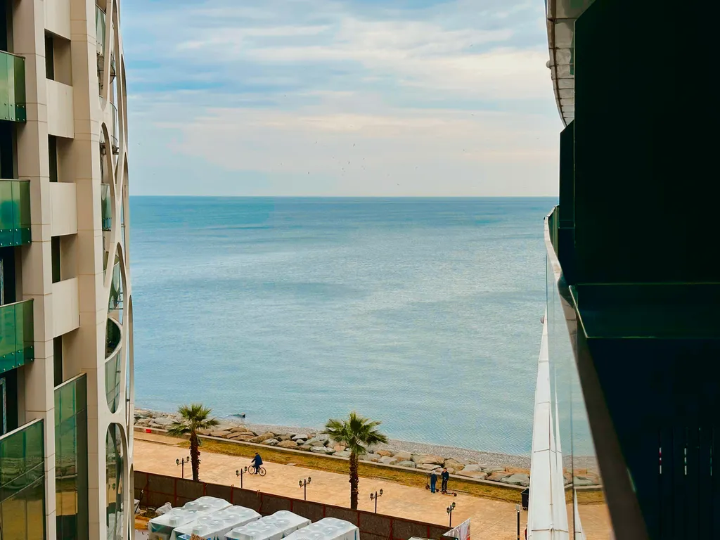 Апартаменты на берегу моря с отдельной спальней