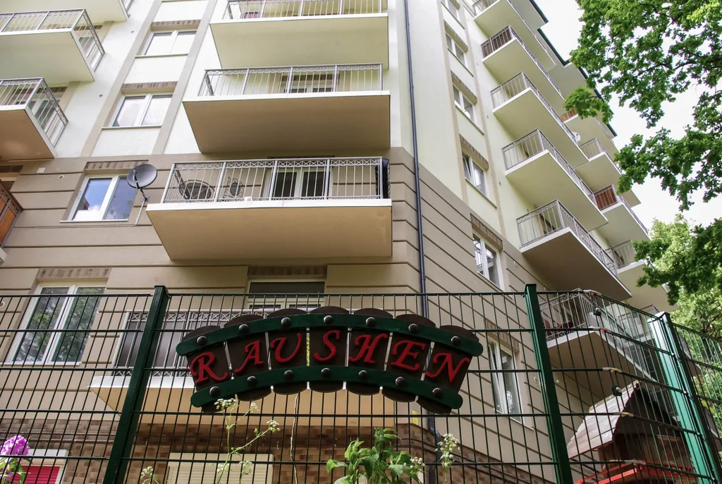 Квартира Квартира Из Дома в Дом — Светлогорск