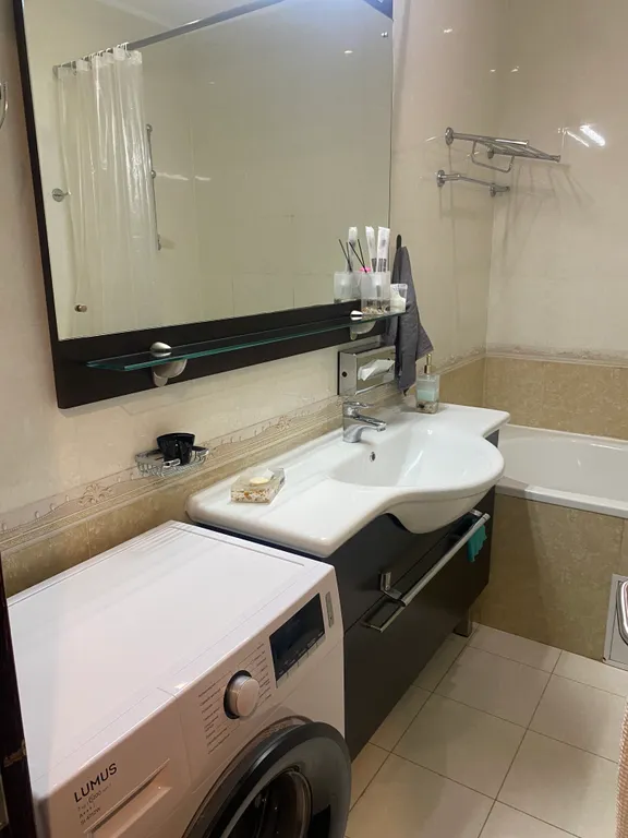 Аквамарин недалеко от моря с бассейном и банями