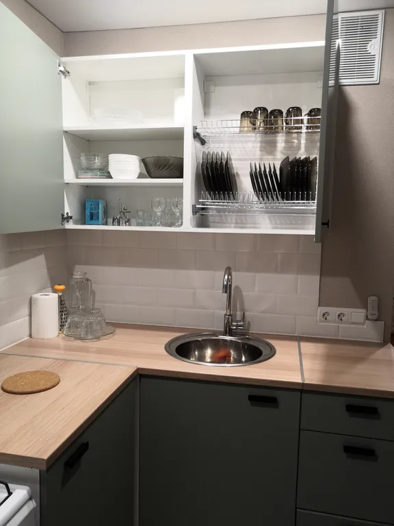 2-комнатная квартира с евроремонтом возле ГЛЦ Мраткино