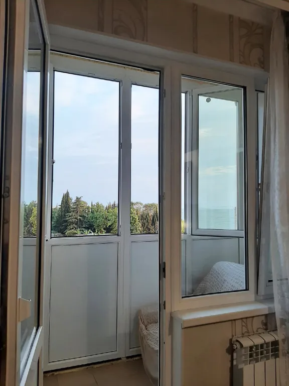 Студия у пляжа с видом на море