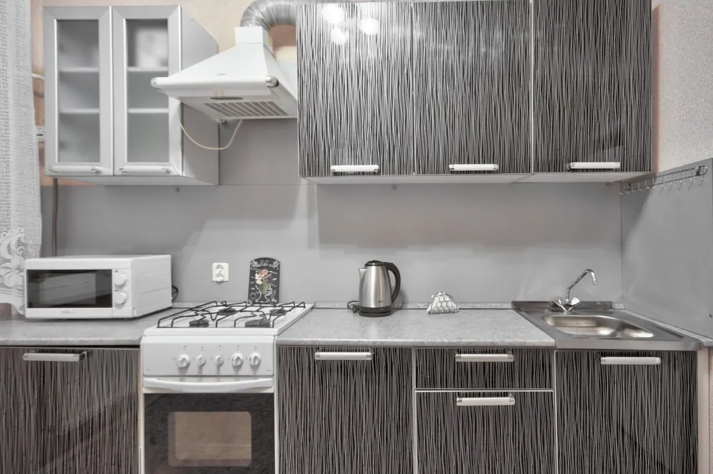 Квартира в спальном районе, всегда можно найти местечко на парковке