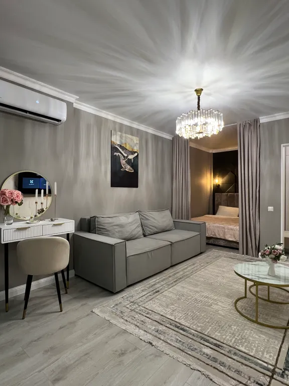 Дизайнерские апартаменты в центре города