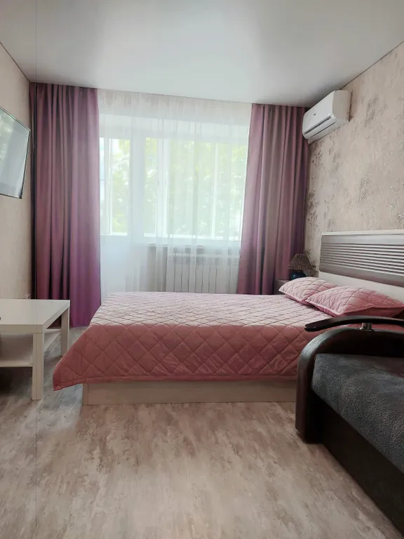 Уютная квартира в центре города — аренда посуточно в Вольск