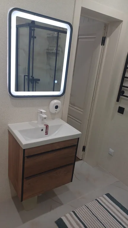 Коттедж Дом с видом на озеро и фруктовый сад — Луга