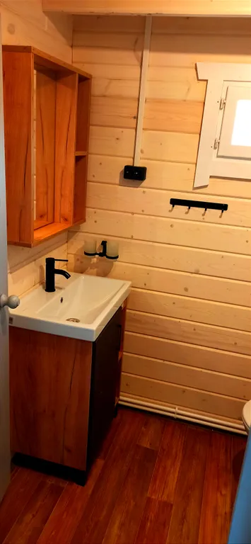 Домик у Камского моря