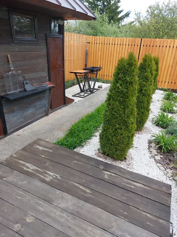 Уютный дом в хвойном саду на Кумысной поляне