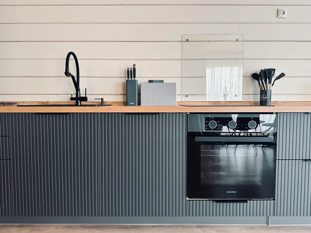 Дом БАКСТ с тремя спальнями