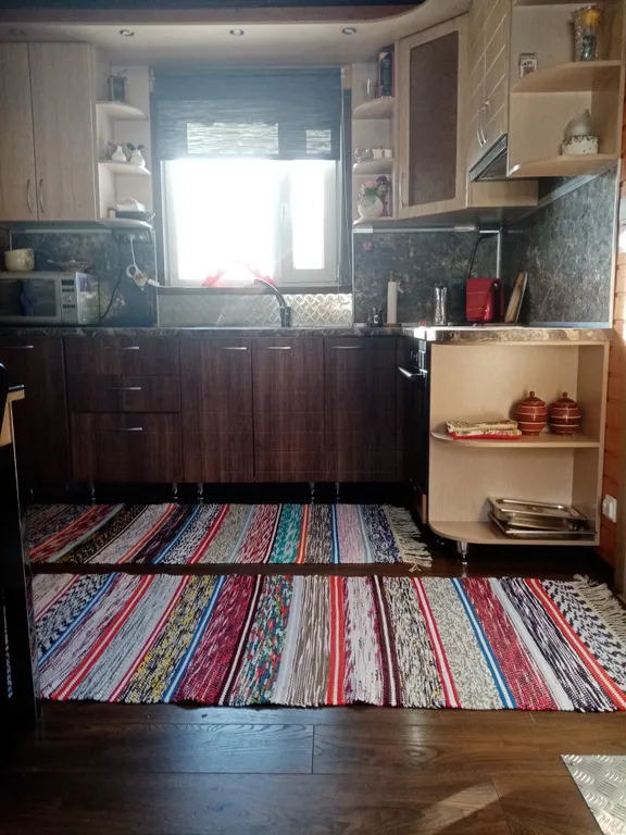 Комфортный домик на берегу