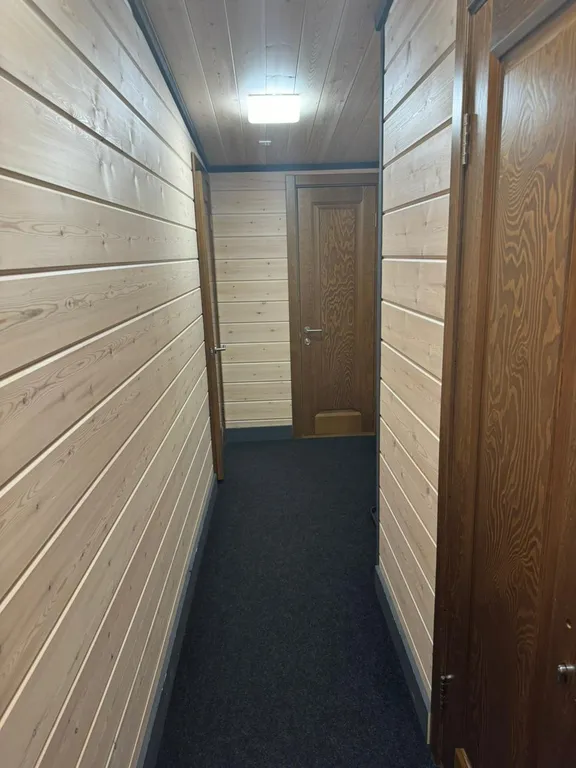 Барн хаус с прекрасным видом на лес