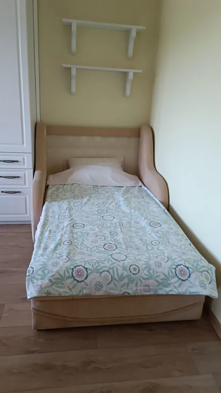 Уютная двухкомнатная квартира семейного типа в центре Белокурихи