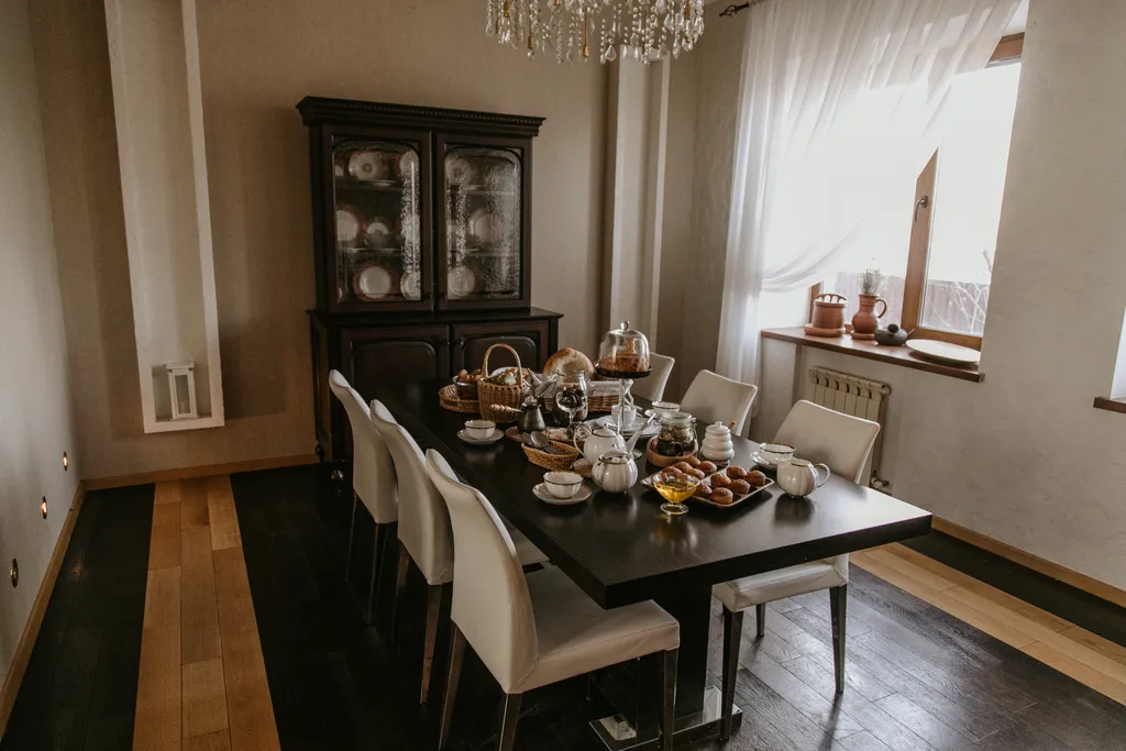 8-комнатный Дом