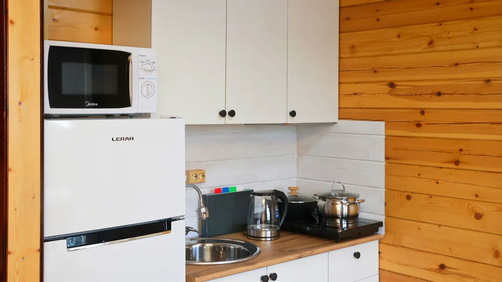 Эко коттедж с видом на море на 6 человек с отдельным двором