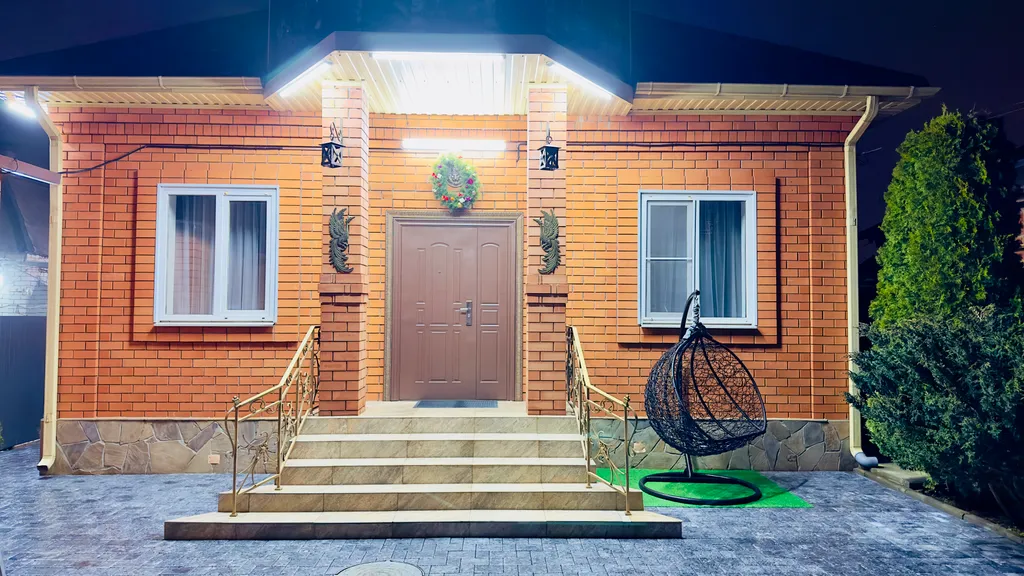 Уютный гостевой дом со своей теплой беседкой