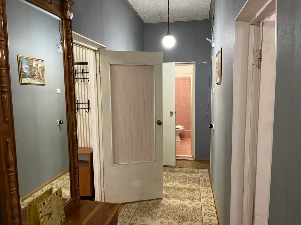 Этаж под ключ в зеленом дворе