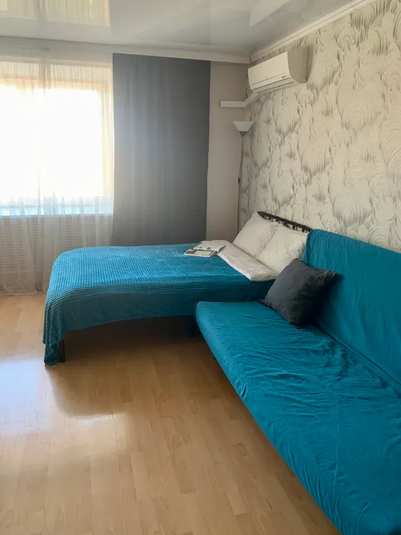 Однокомнатная возле набережной