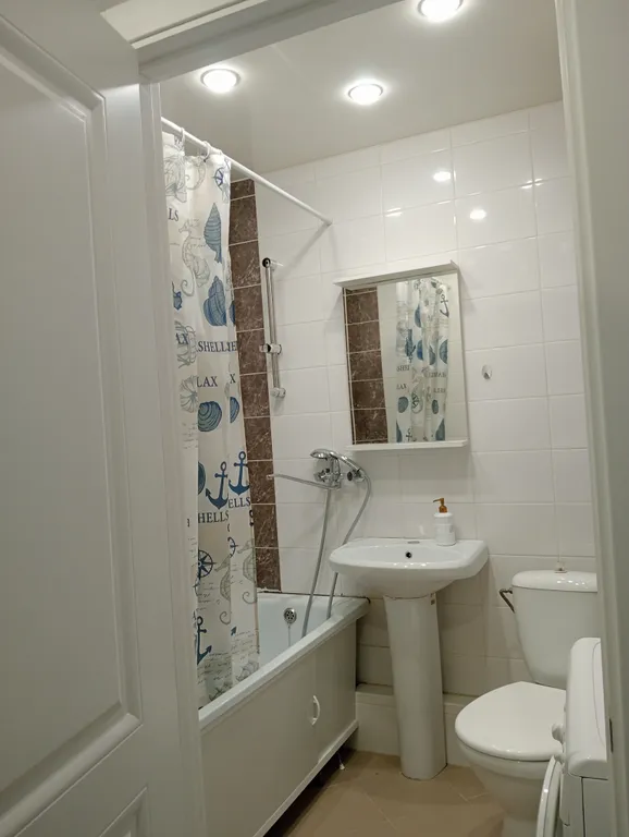 Квартира у Глобуса