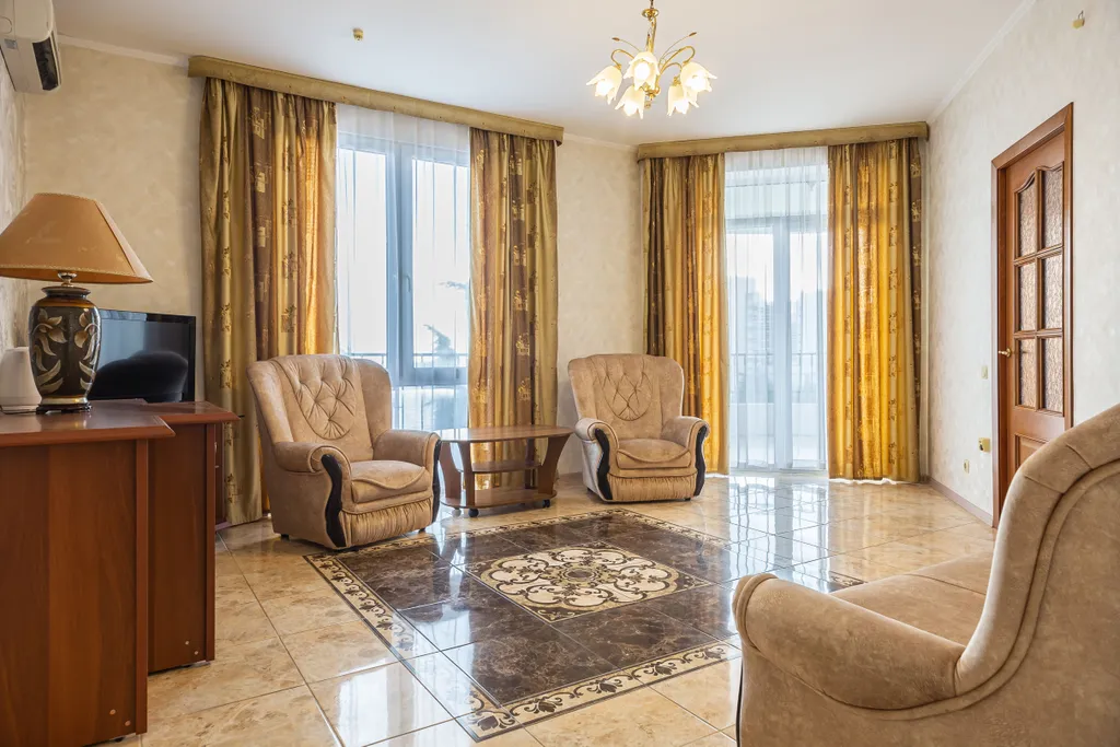 Квартира Люкс с видом на море — аренда посуточно в Алушта