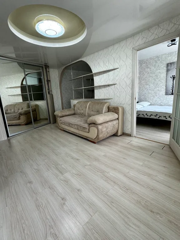 5 минут от аэропорта, в самом центре города