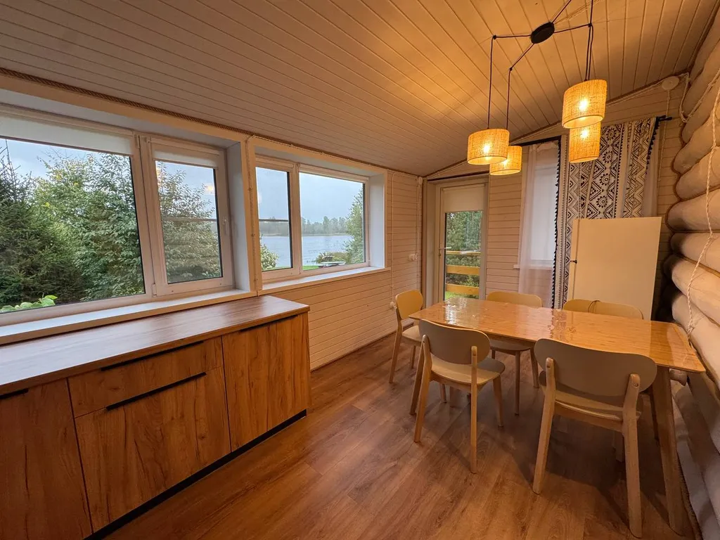 Коттедж Дом на берегу озера — аренда посуточно в Валдай