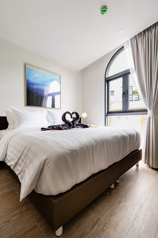 Новые апартаменты с видом на море у пляжа Карон