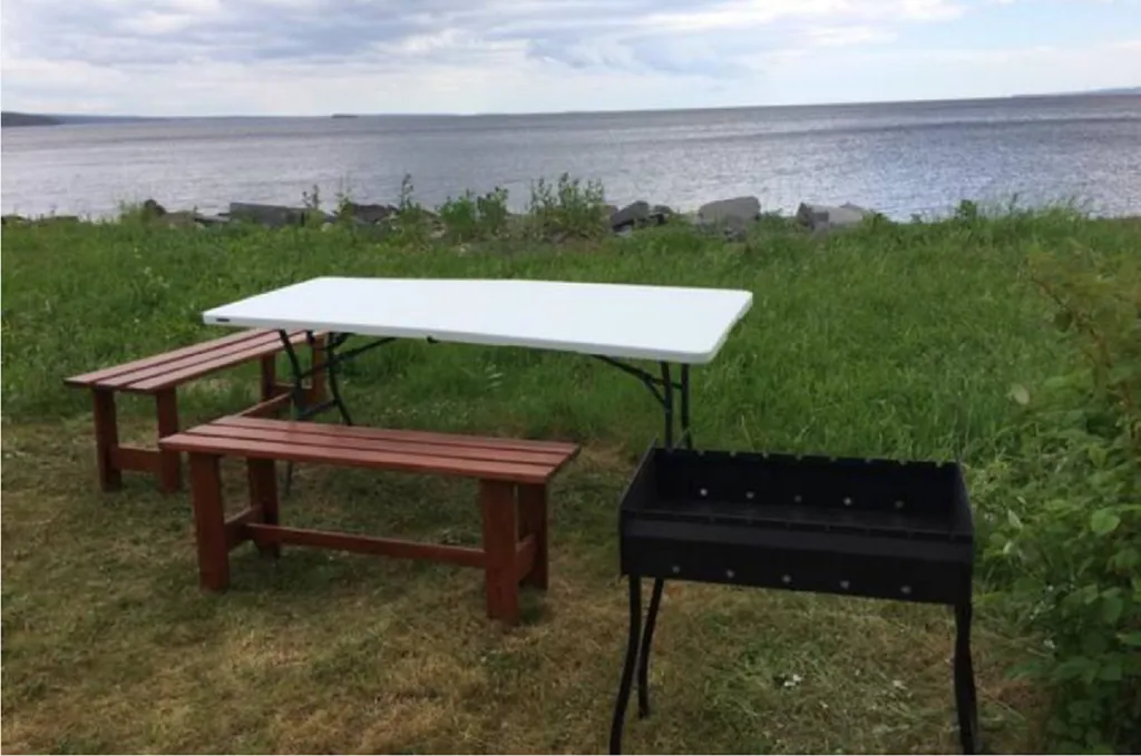 Средний дом на Онежском взморье