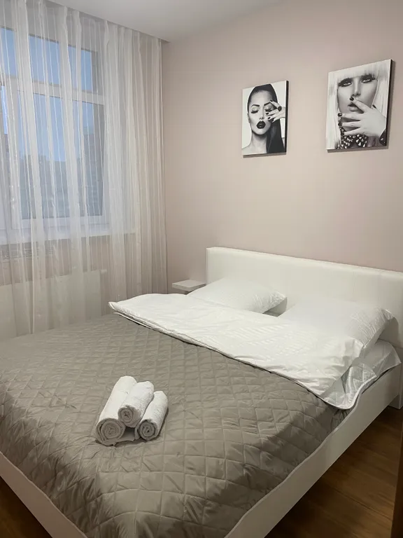 Квартира Квартира Евродвушка в светлых тонах — Тюмень