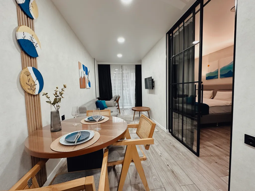 Квартира Апартаменты на берегу моря с отдельной спальней — аренда посуточно в Батуми