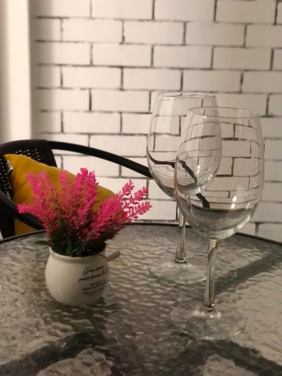 Уютная новая студия с видом на реку Каму