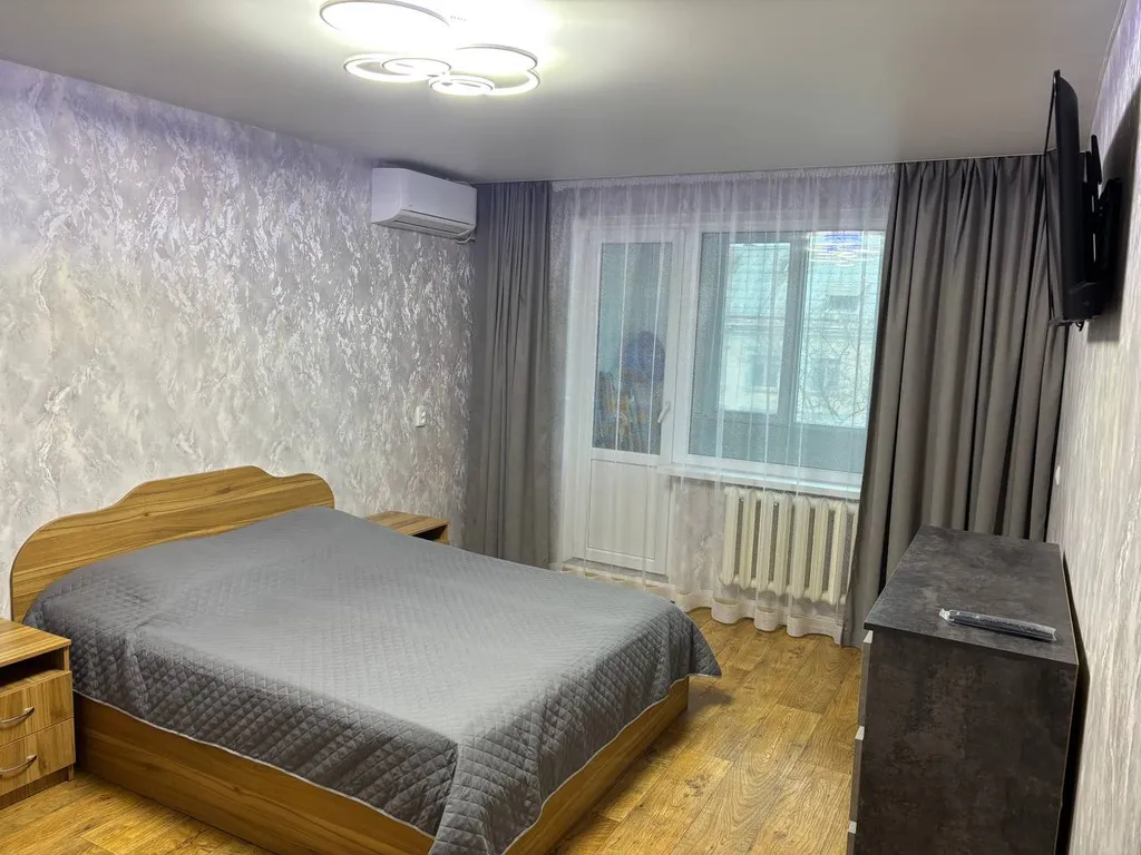 Квартира 2-комнатная Квартира — Евпатория