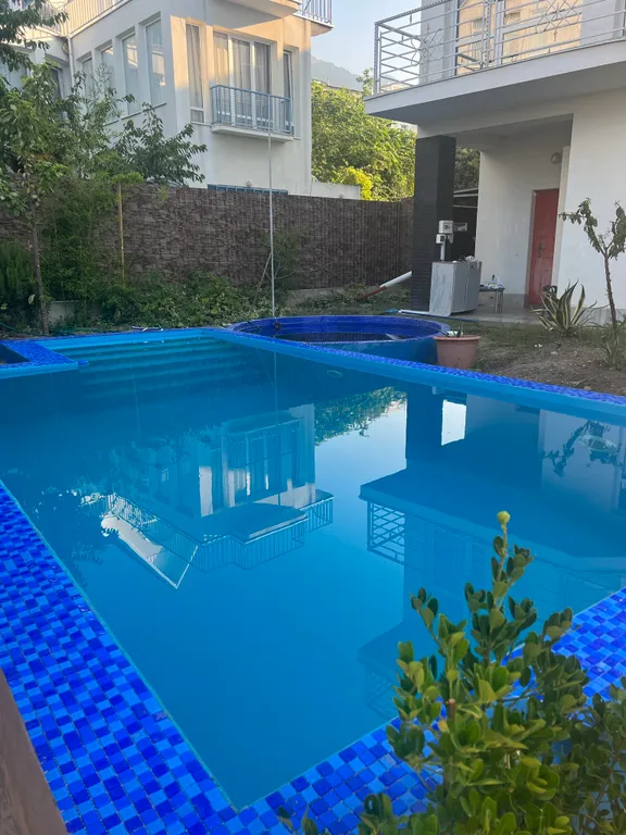 Новый дизайнерский европейский дом недалеко от моря, у Ялта интурист